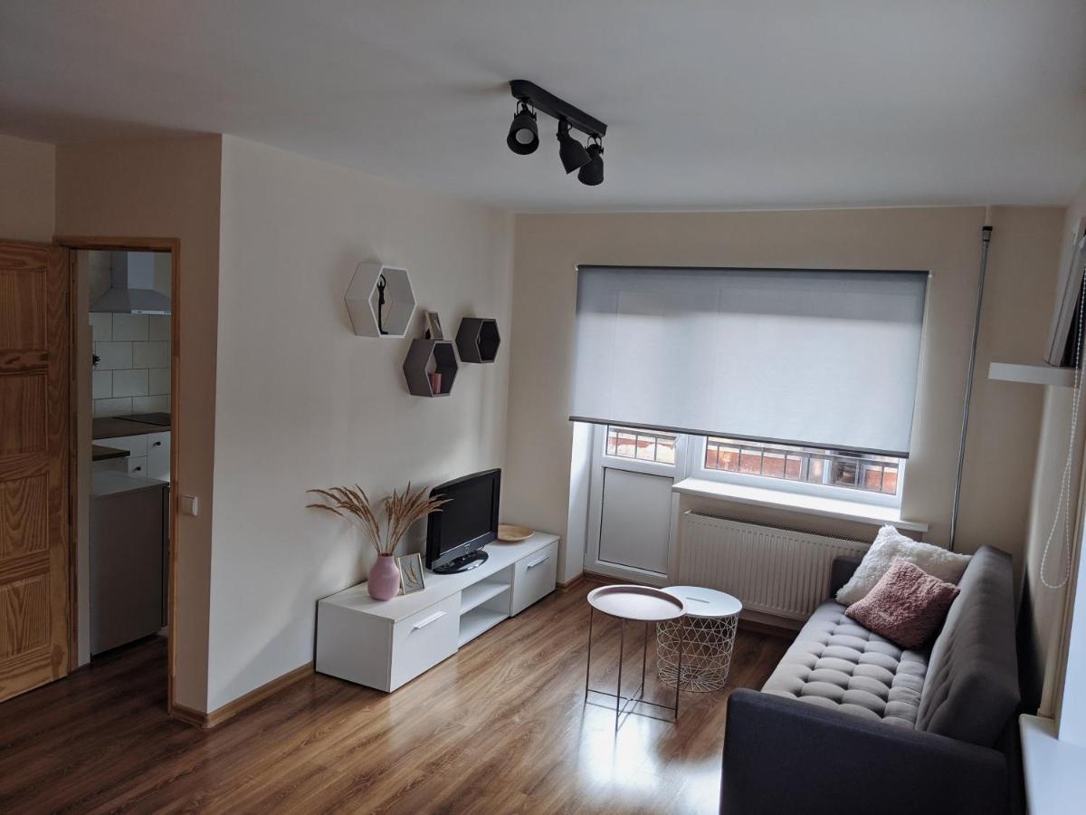 Niedru Apartamenti Liepāja Esterno foto